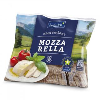 b*Mozzarella Kugel